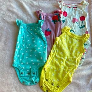 Used baby girl clothes 😘